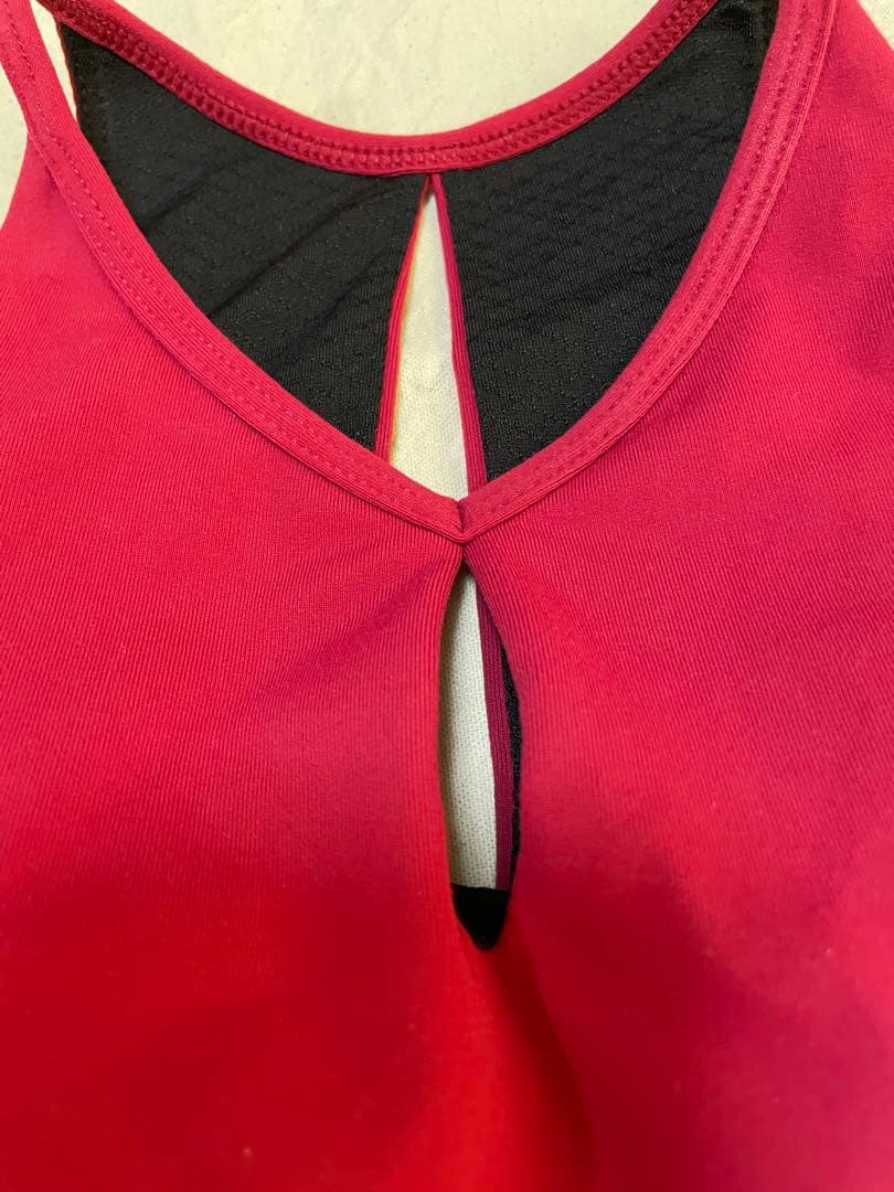 【美品】ヨガウェア　美シルエット