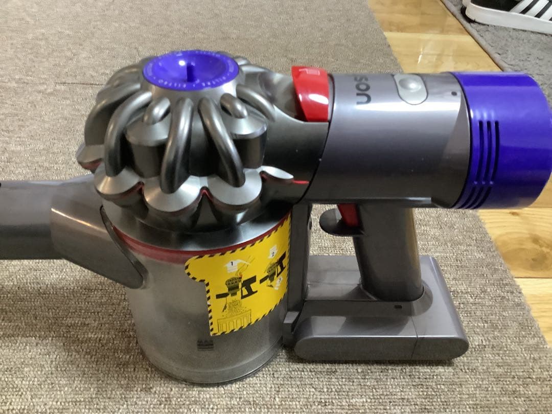 ダイソン 掃除機 v7 本体