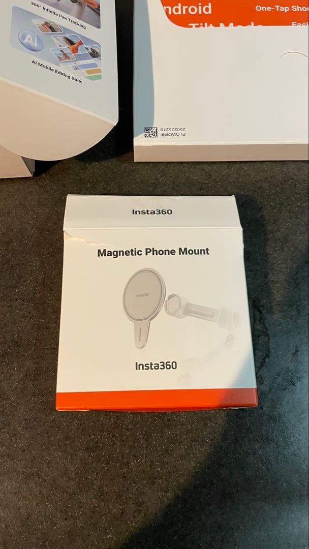 Insta360 Flow 2 Pro MagSafe 磁気マウント付き