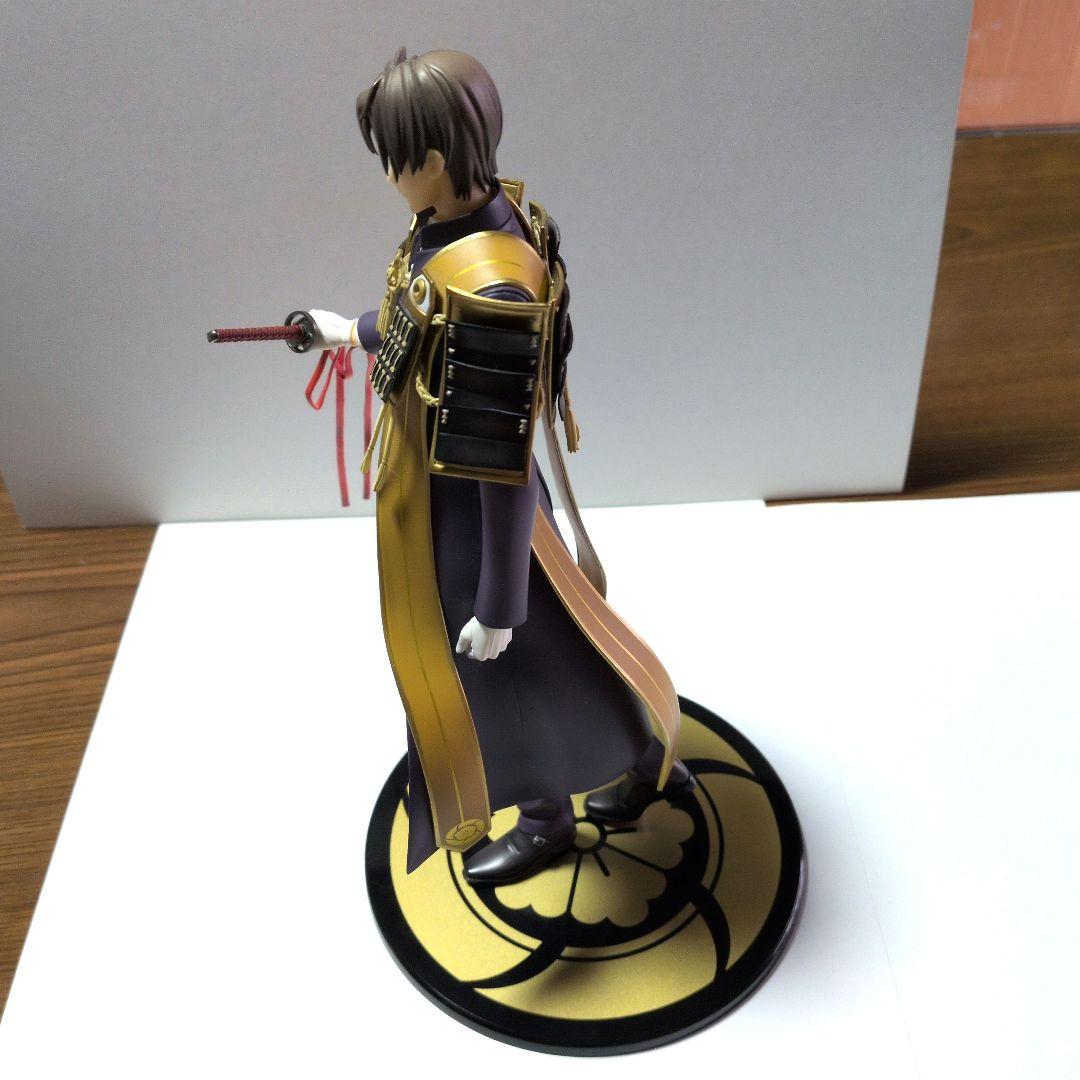 刀剣乱舞-ONLINE- へし切長谷部 1/8スケールフィギュア