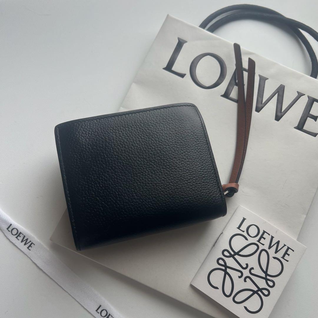155 極上美品 LOEWE ロエベ 2つ折り財布