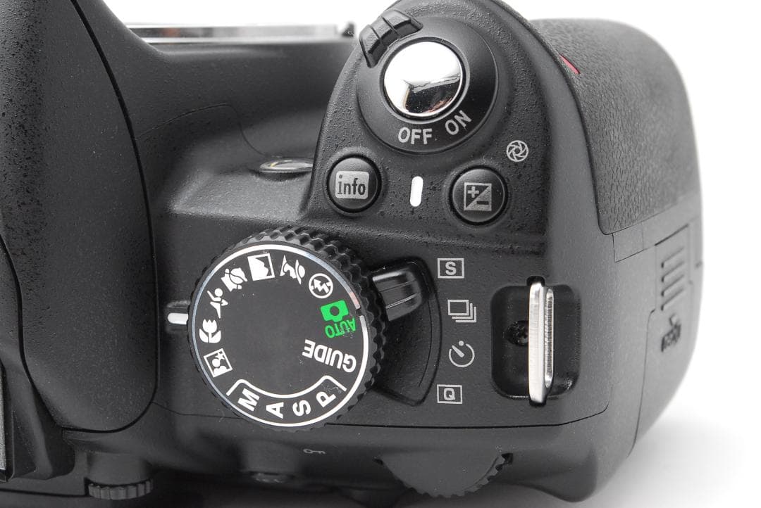 【使用感少なめ　美品】Nikon D3100　スマホ転送　フルHD動画　卒園