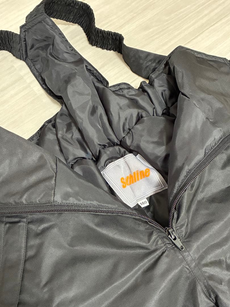 新品　South Line 140 キッズ　スキーウェア　スノボ　赤