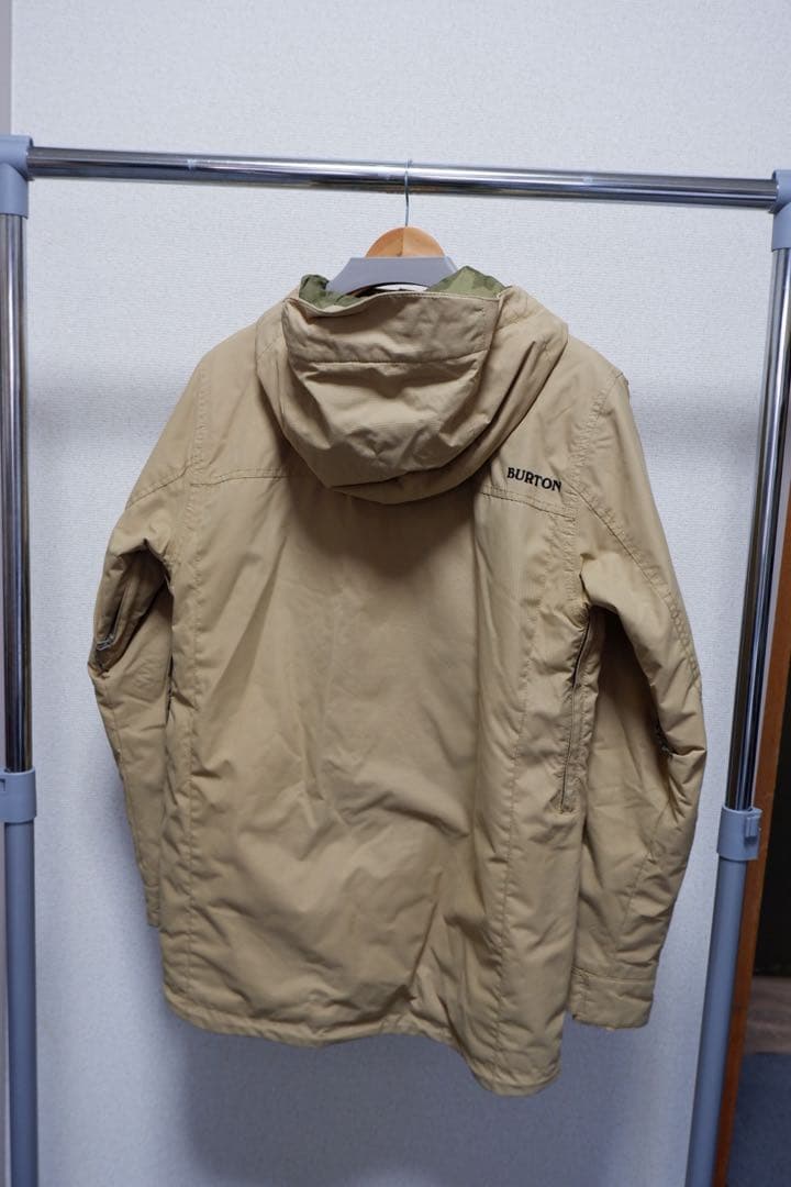 【値下げ中】BURTON スノーボードジャケット Sサイズ ベージュ