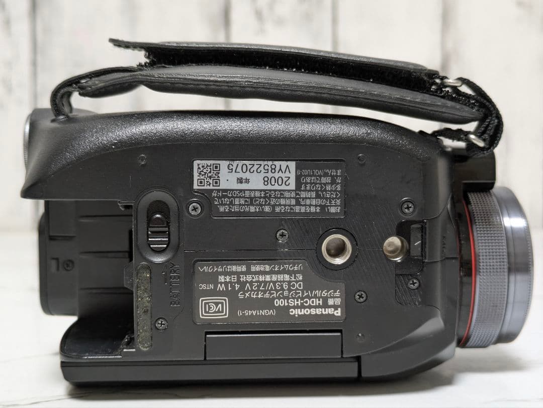 Panasonic　HDC-HS100　HDD内蔵 60GB