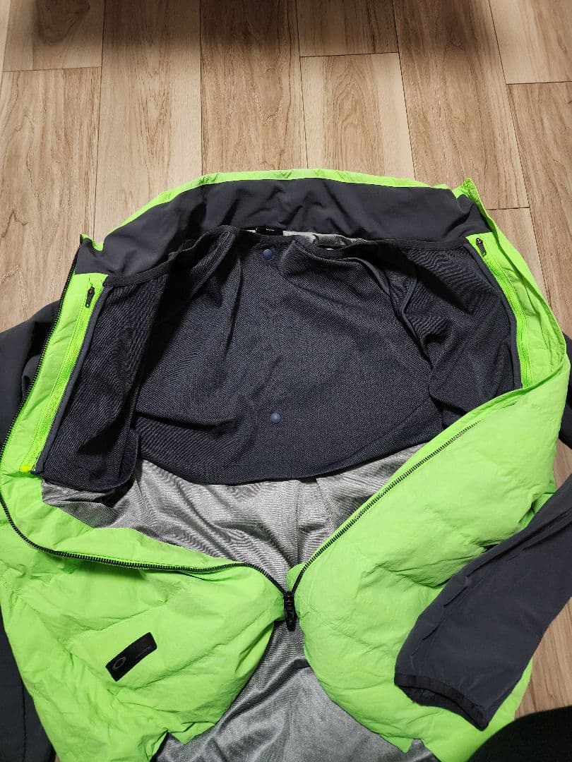 Oakley グリーン/グレー ジップアップゴルフベスト