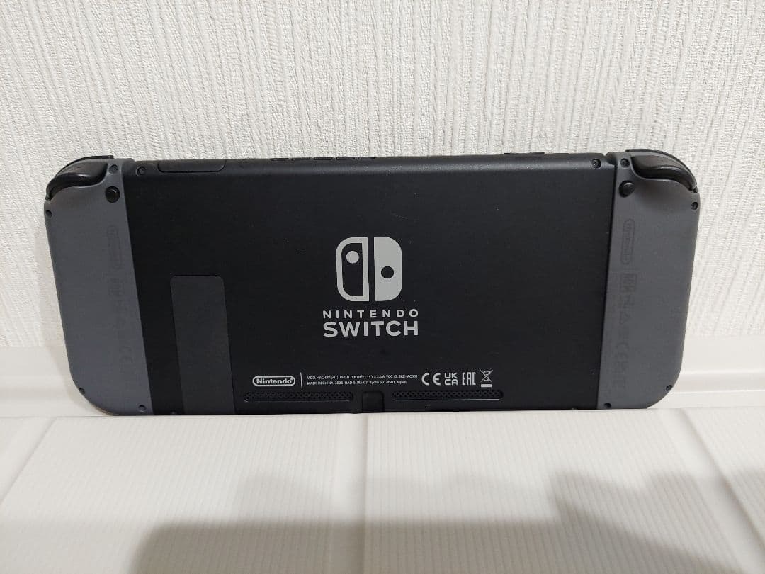 Nintendo Switch 本体 グレー　ジャンク品。