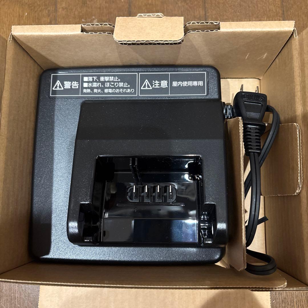 Panasonic NKJ074Z バッテリー充電器　電動アシスト自転車