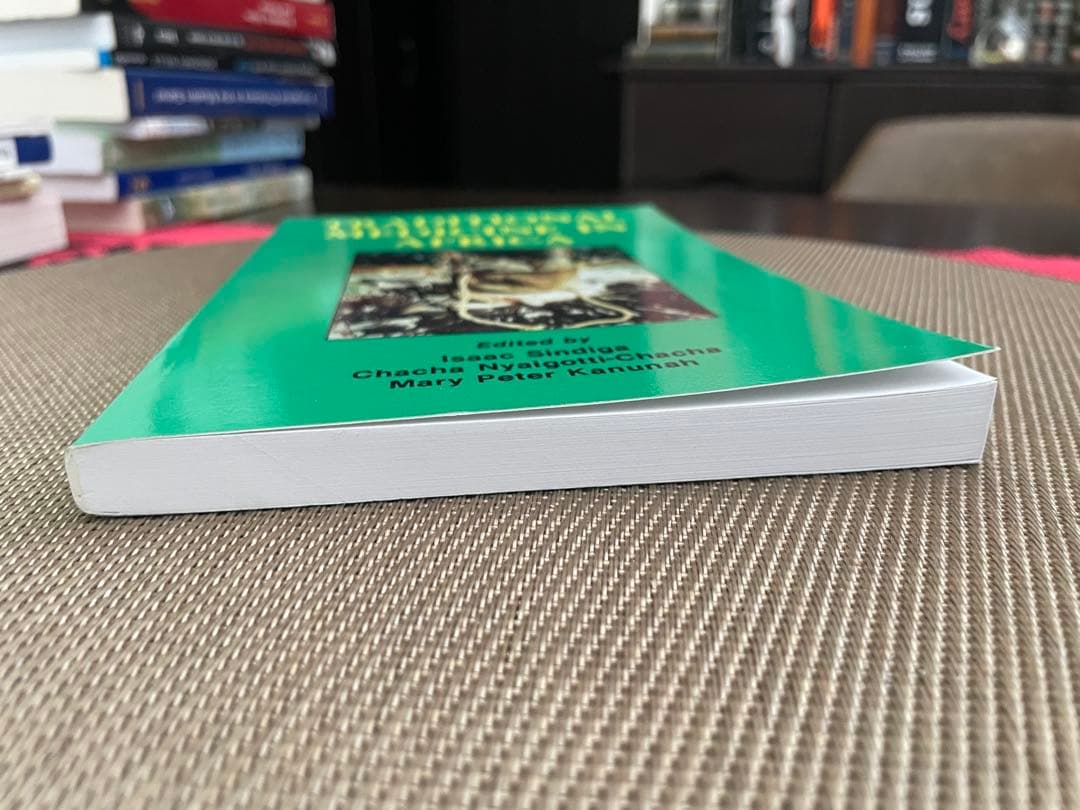 洋書 Traditional Medicine in Africa