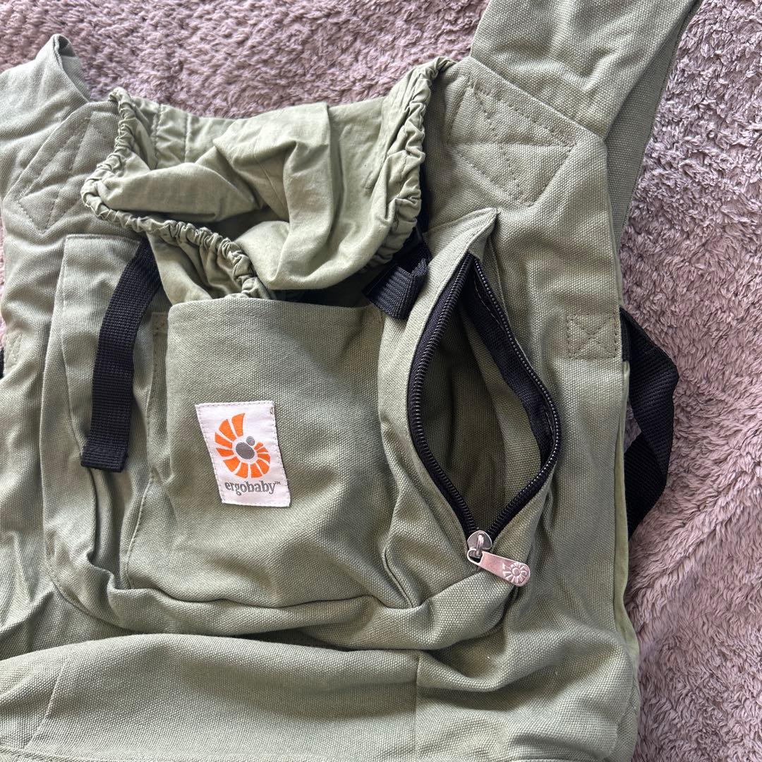 【新品、未使用】値下げ！エルゴベビー　ベビーキャリア　カーキ