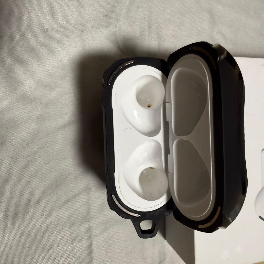 m*a様 AirPods 4 ノイズキャンセリング エアポッズ