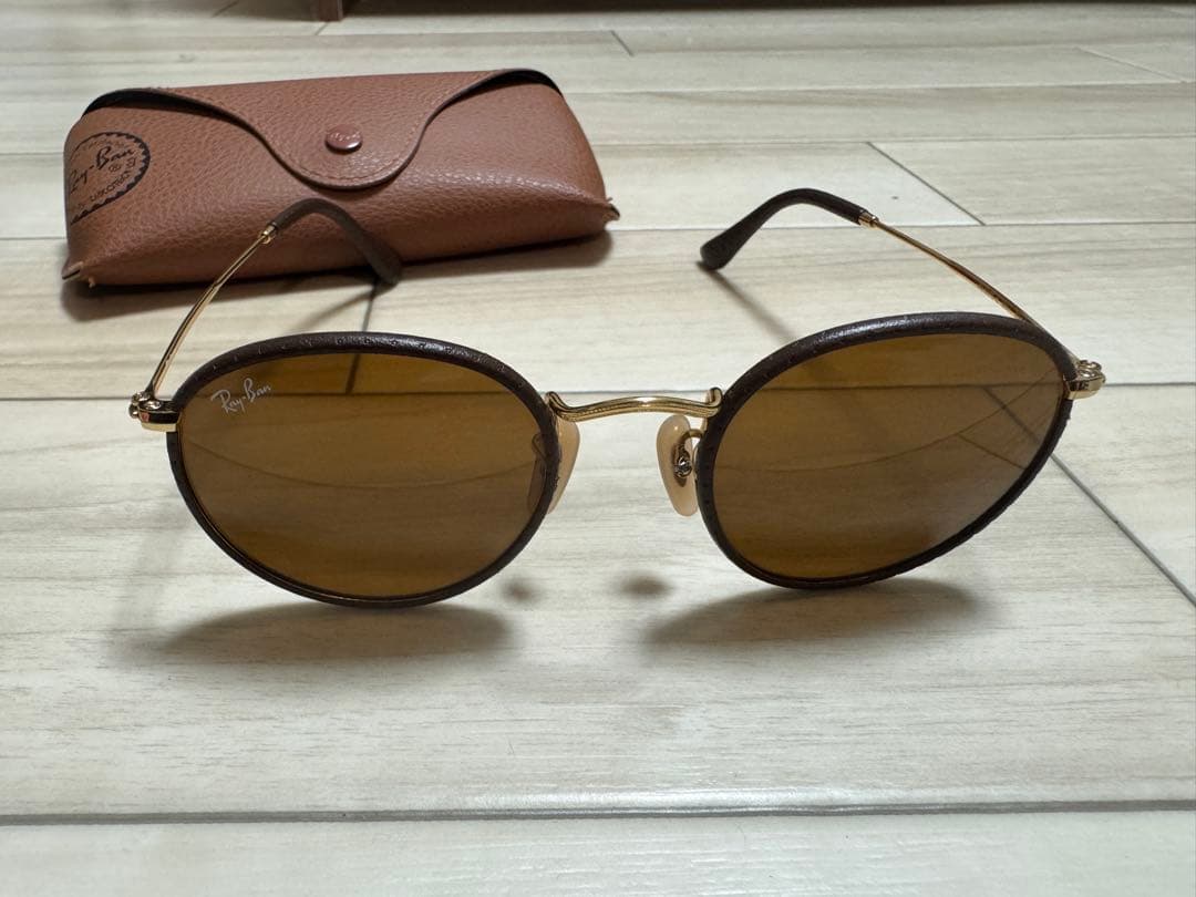 Ray-Ban ブラウンラウンドサングラス ケース付き