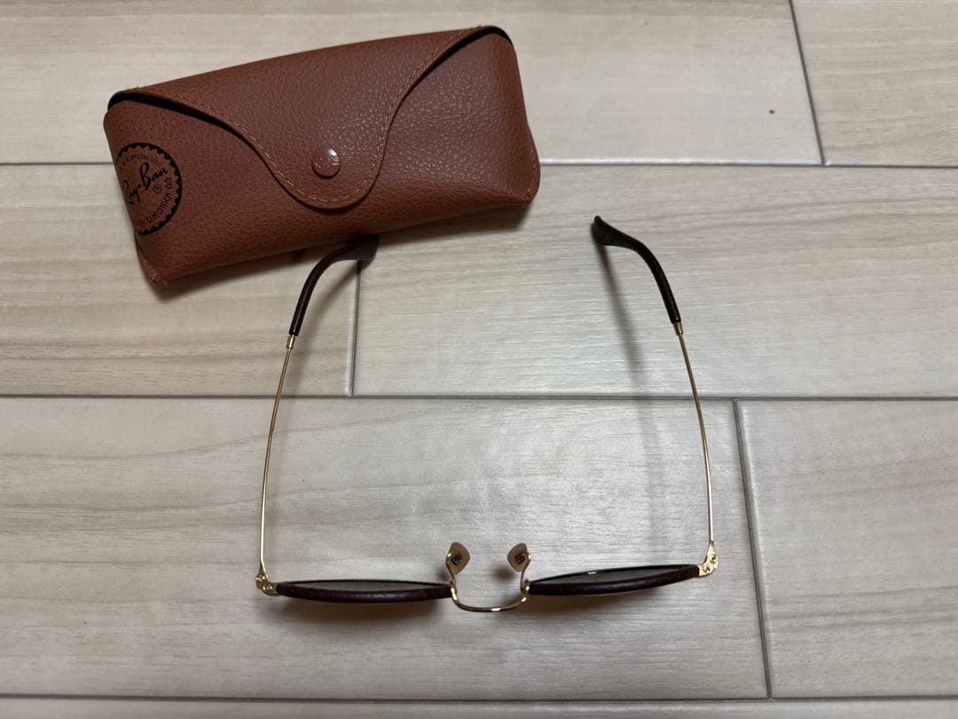 Ray-Ban ブラウンラウンドサングラス ケース付き