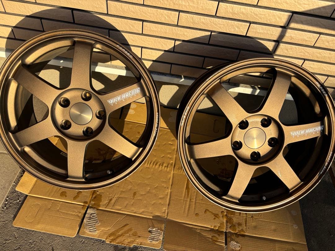 TE37 SAGA 17インチ7.5J +48 5H 114.3 4本セット