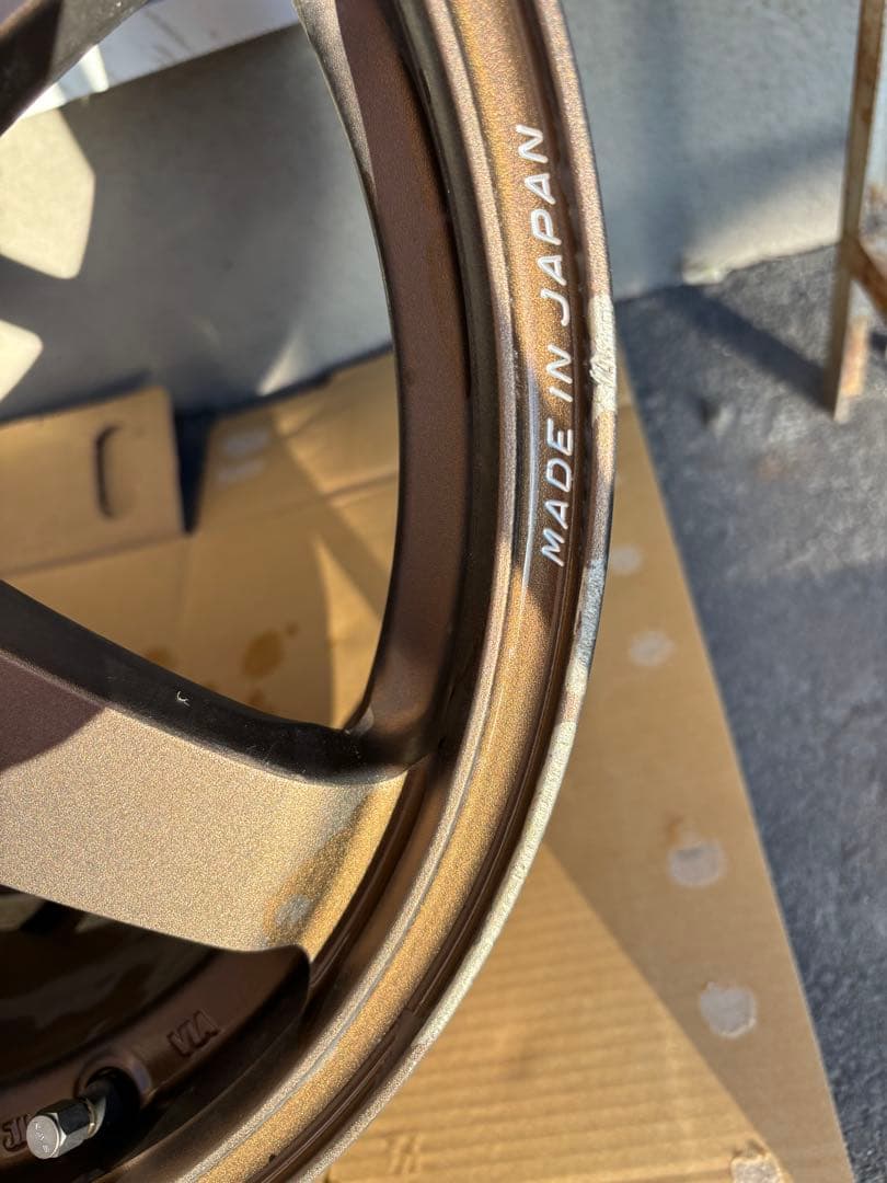 TE37 SAGA 17インチ7.5J +48 5H 114.3 4本セット