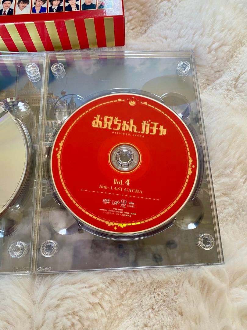 あず〔プロフ＆商品情報確認願います〕❤︎お兄ちゃんガチャDVDBOX 豪華版