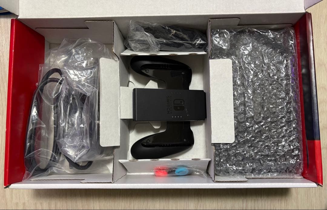 【中古品】Nintendo Switch 本体