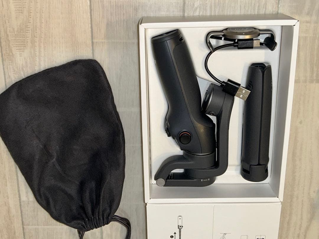 【美品・動作確認済】DJI Osmo Mobile 6 スマートフォンジンバル