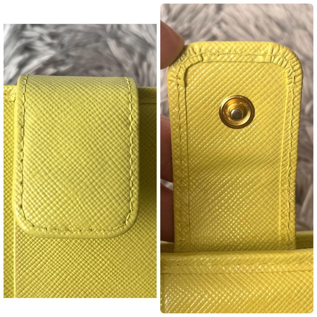 PRADA 折り財布　メタルロゴ　サフィアーノ　レモンイエロー　レディース