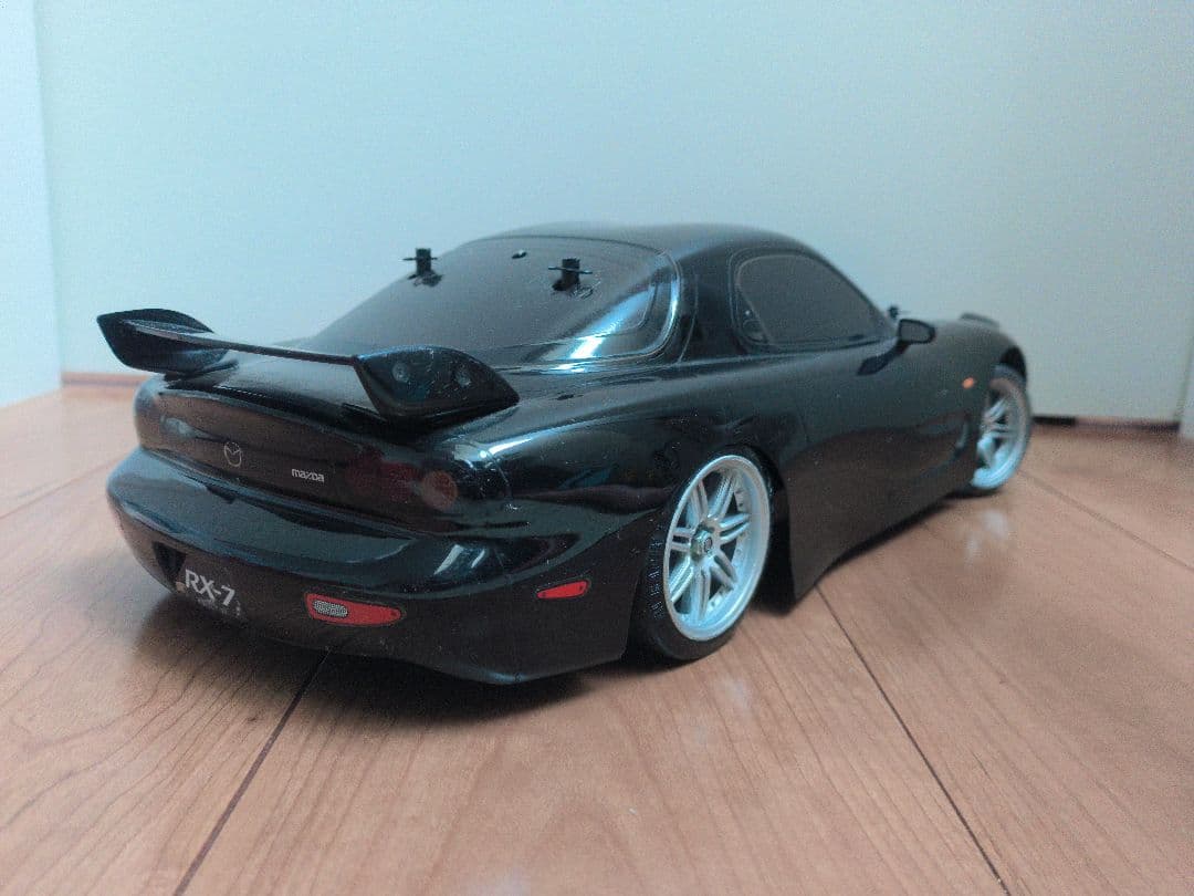 マツダ RX-7 FD3S タミヤ1/10　TT-02シャーシ？　ジャンク