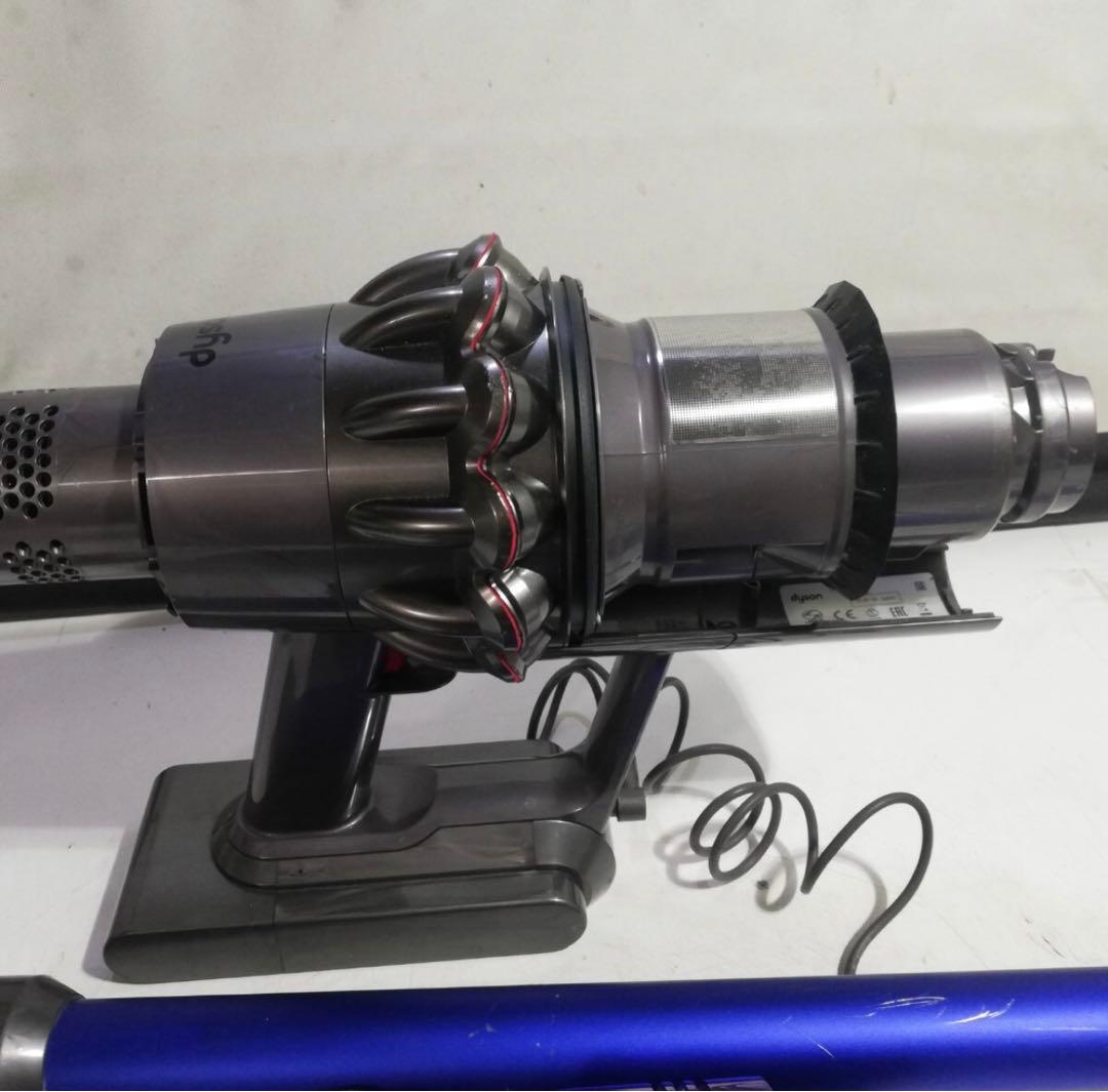 Dyson V11 AbsoluteExtra 通電確認中古品SV15充電器付き