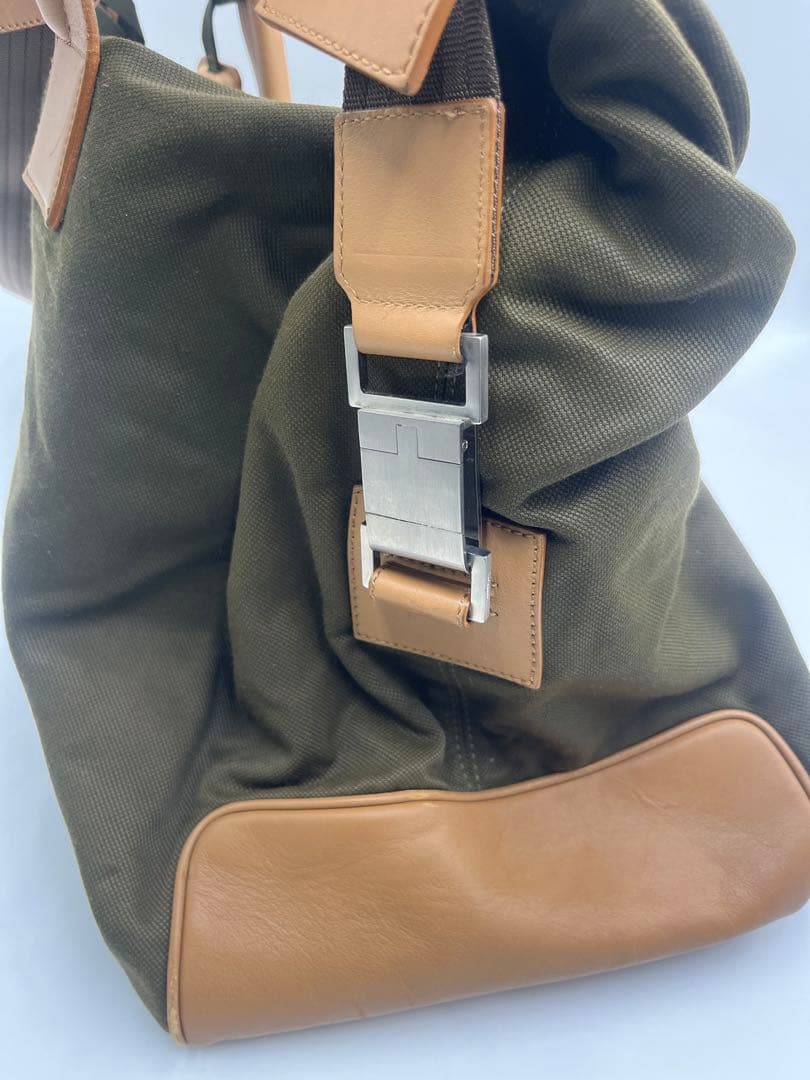サルヴァトーレフェラガモ　Salvatore Ferragamo ボストンバッグ