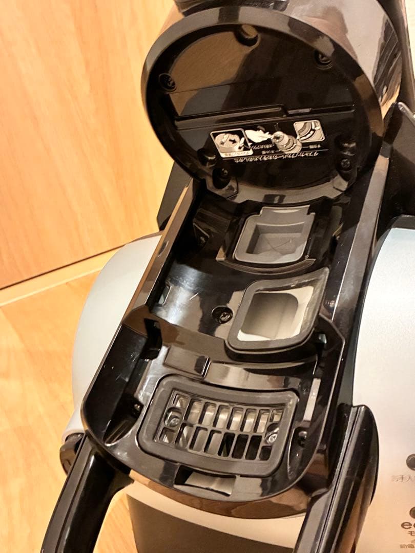 TOSHIBA 東芝　トルネオ　サイクロン式掃除機　VC-S520