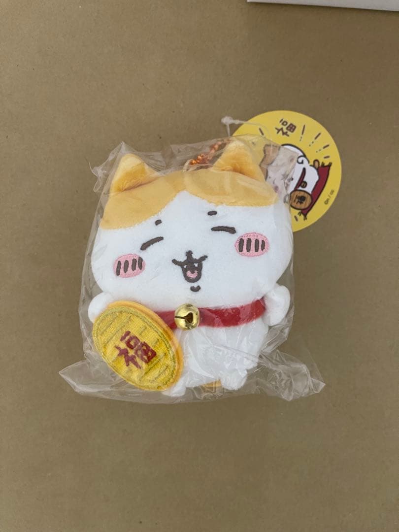 招福！ハチワレぬいぐるみS マスコット　だるまになっちゃった！ぬいぐるみ