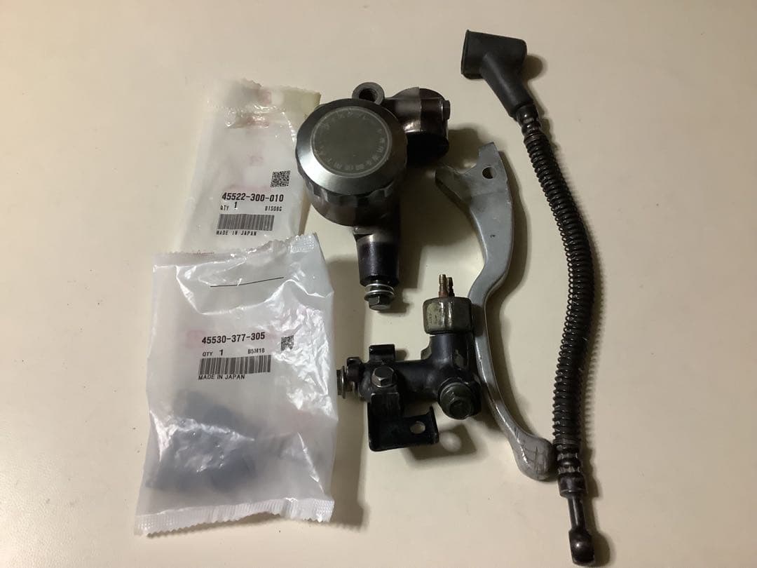 旧CB400F マスターシリンダー　O/H純正新品パーツ付き　R.S