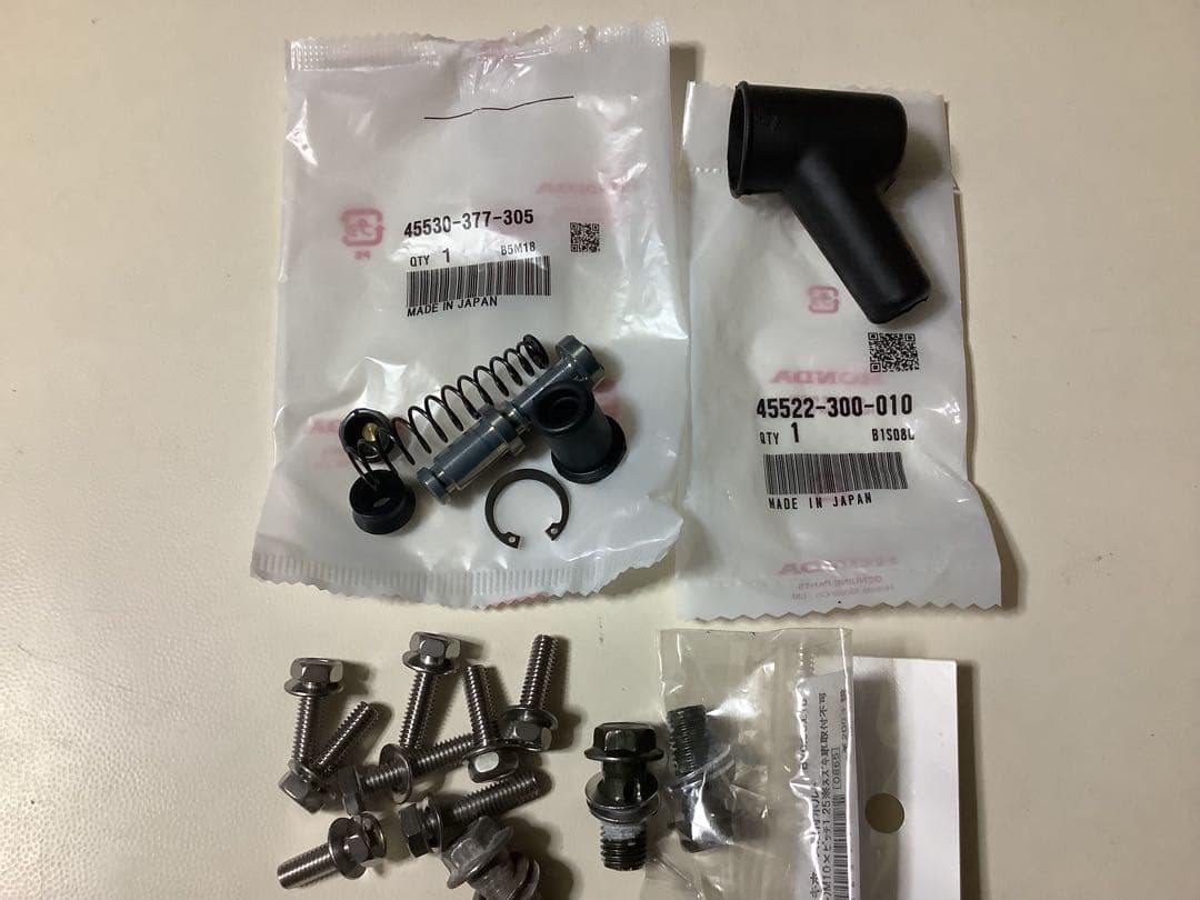 旧CB400F マスターシリンダー　O/H純正新品パーツ付き　R.S