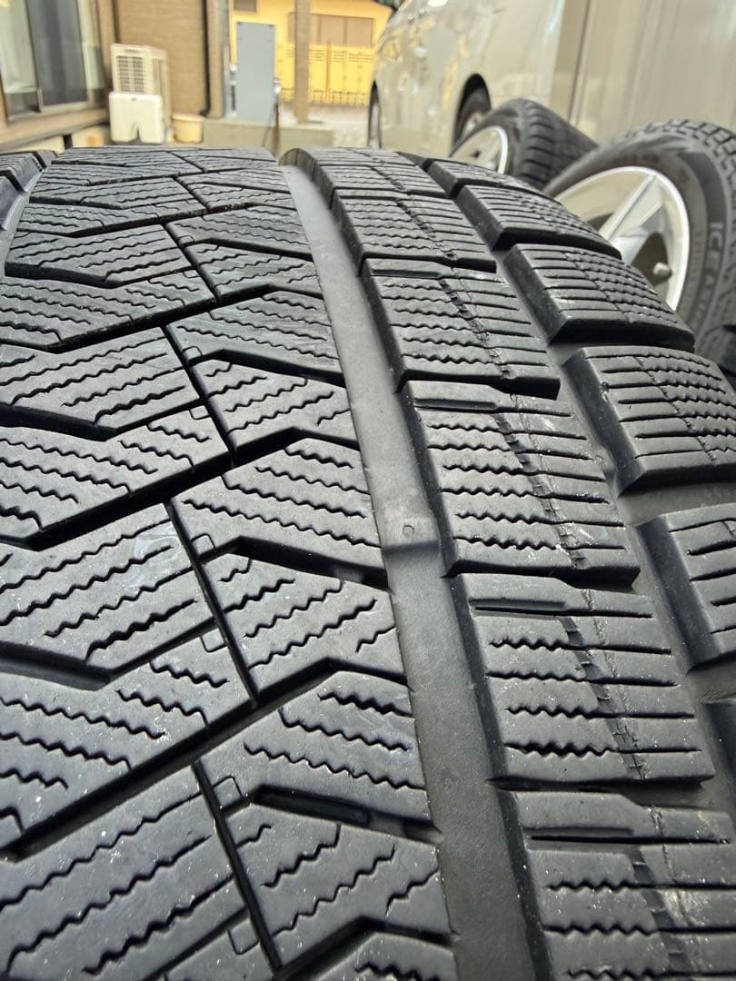 245/40/18アウディS LINEホイルスタッドレス
