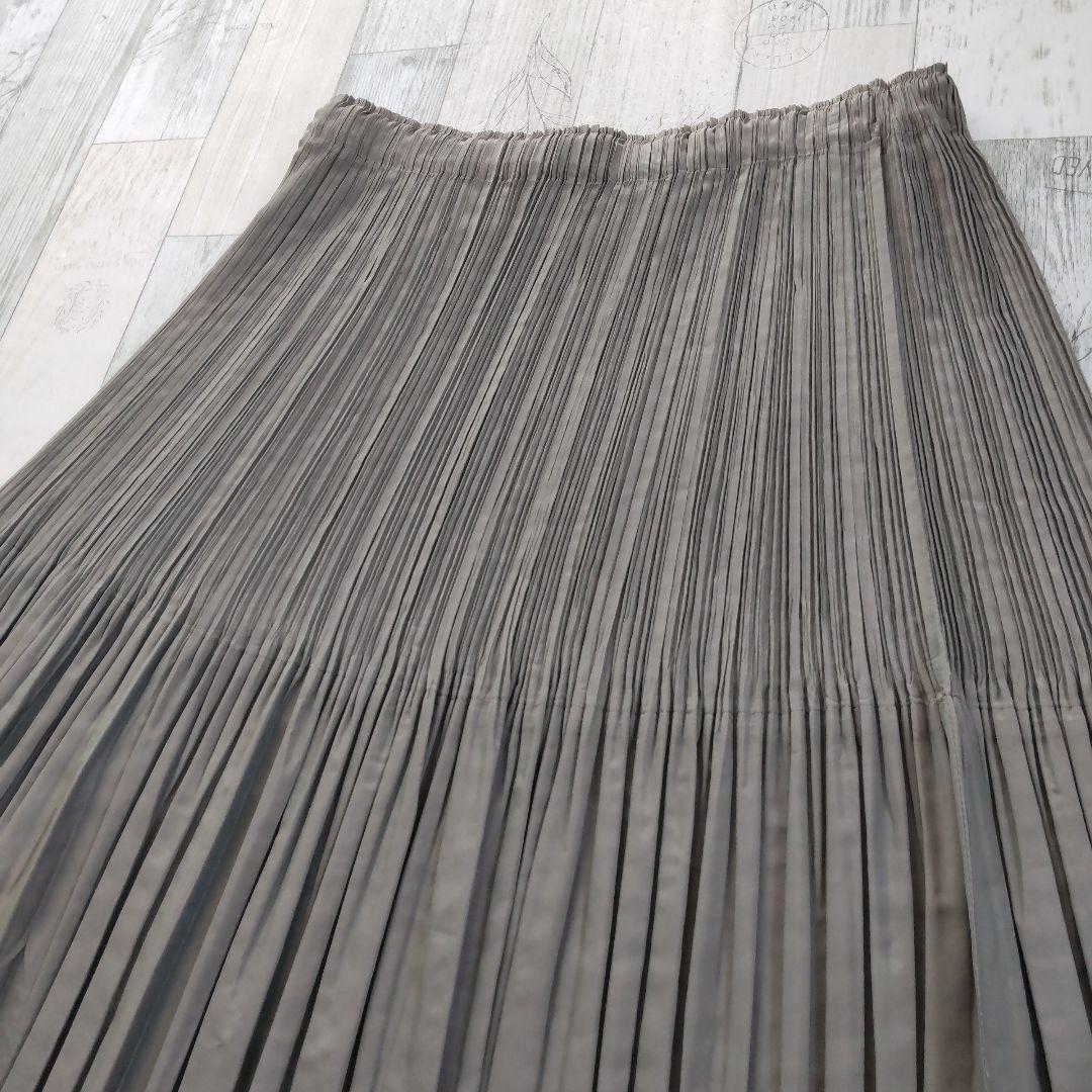 ISSEY MIYAKE FETE イッセイミヤケ⿻ プリーツロングスカート