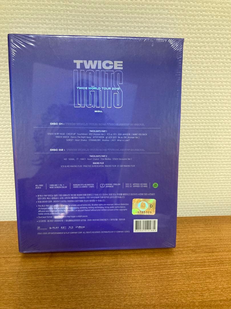 ミュージック TWICE WORLD TOUR 2019 LIGHTS Blu-ray dvd