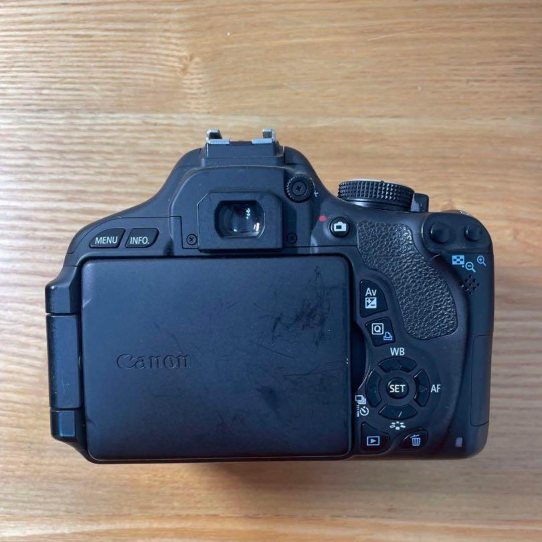 Canon kiss x5 キャノン レンズ付き