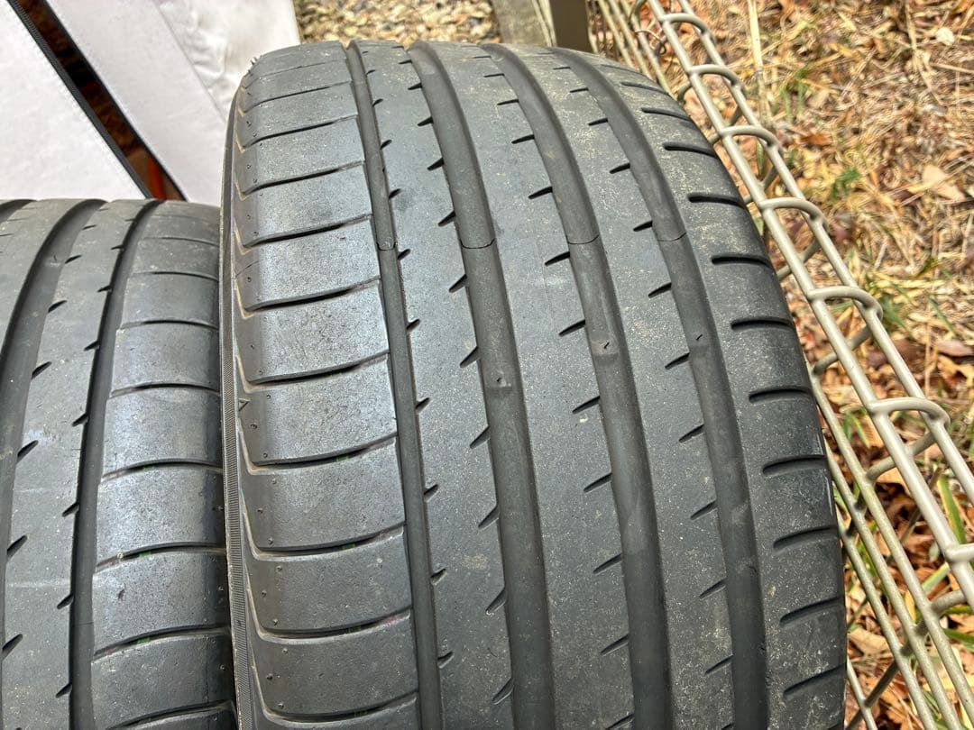 ヨコハマ　アドバンスポーツ　V105 245/35R20 8部山