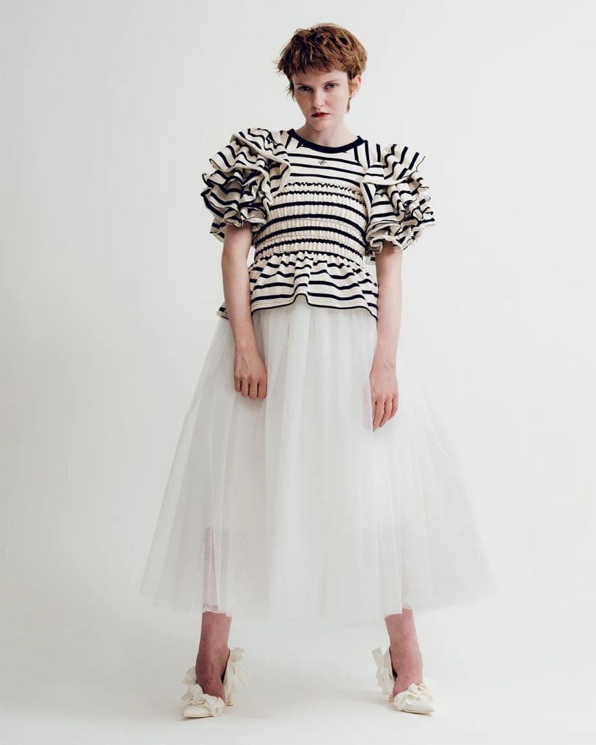 POPPY TIERED FRILL SLEEVE SHIRRING tシャツ