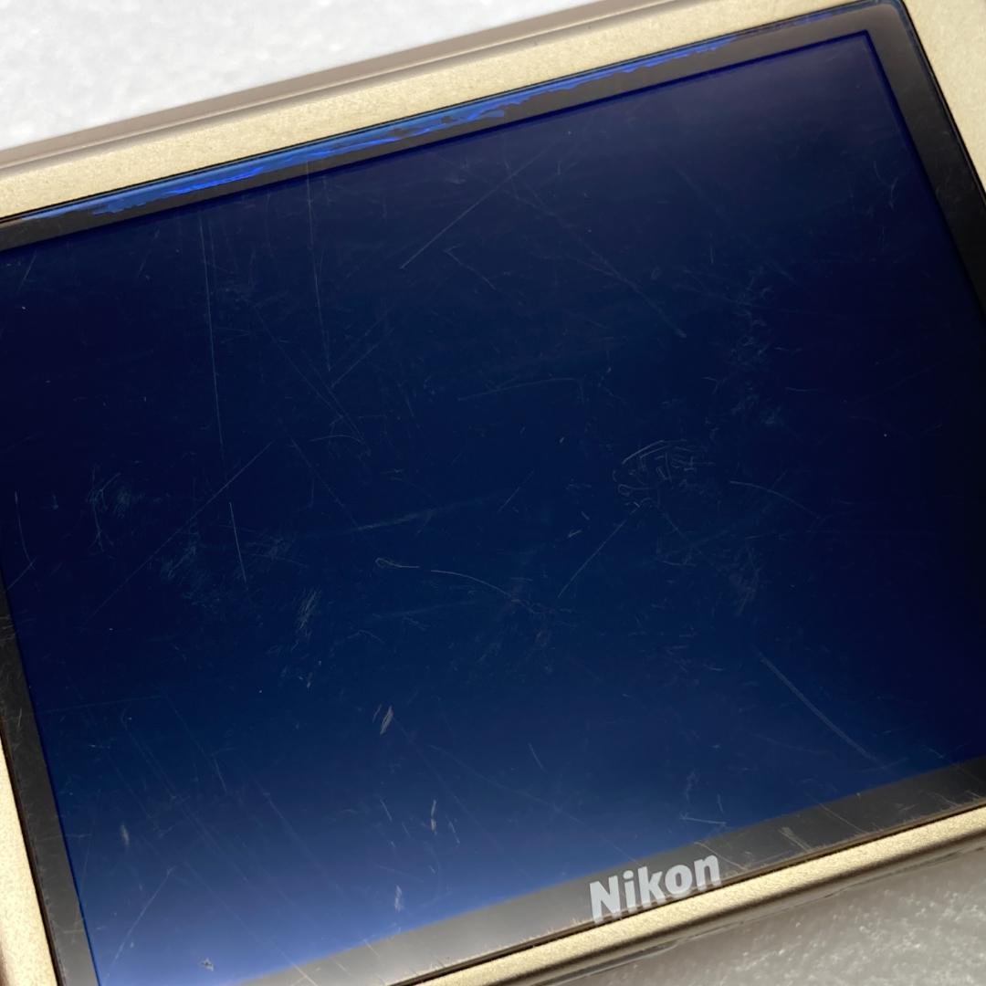 Nikon COOLPIX S7000　ゴールド
