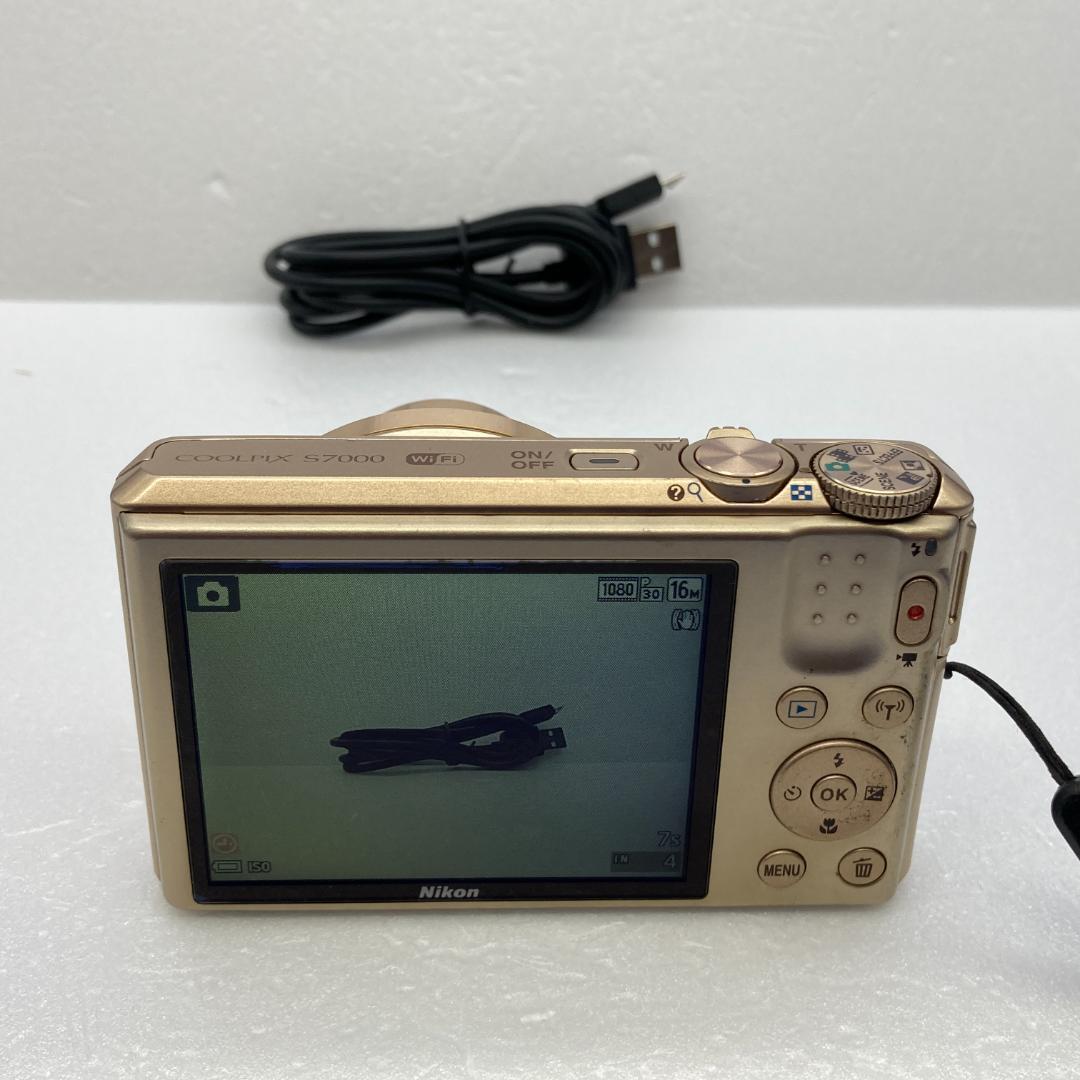 Nikon COOLPIX S7000　ゴールド