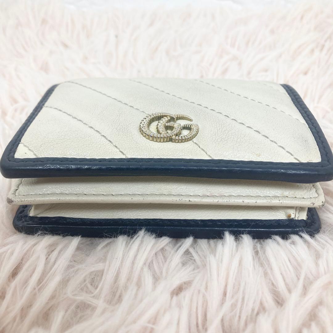 【値下げ】グッチ　二つ折り財布 GGマーモント キルティング 白 青　革