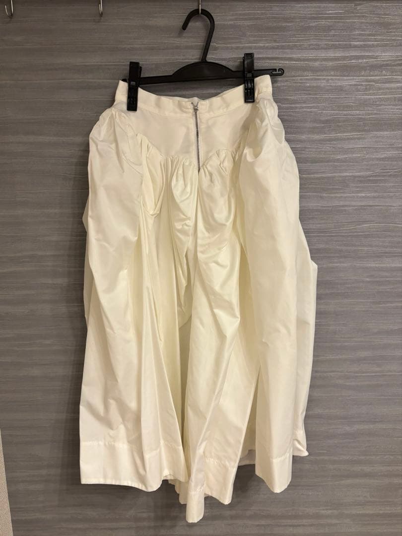 Bibiy. BIANCA LONG SKIRT ホワイト ロングスカート