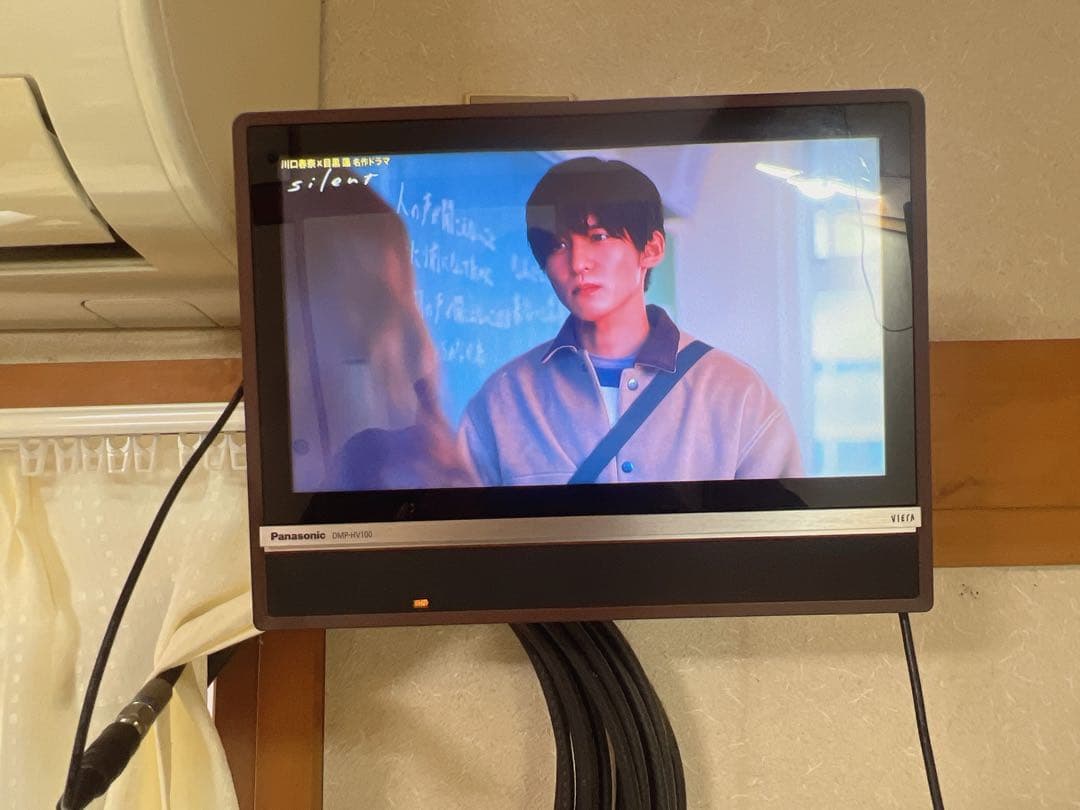 Panasonic VIERA DMP-HV100 ビエラ ポータブルテレビ