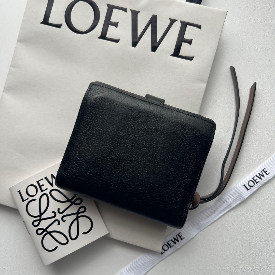 188 美品 LOEWE ロエベ 2つ折り財布