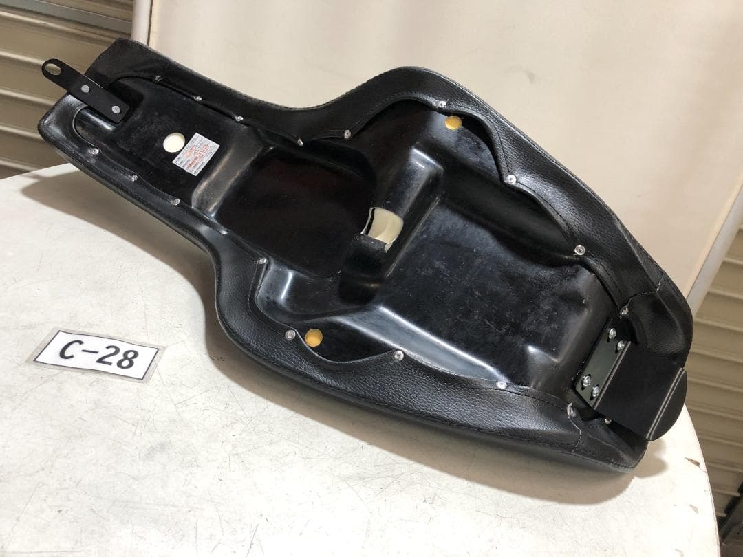 C28ハーレー・スポーツスター　新品イージーライダース製デラックスⅡダブルシート