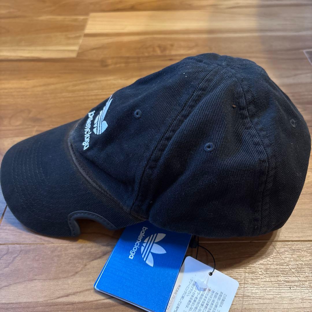 BALENCIAGA × adidas キャップ