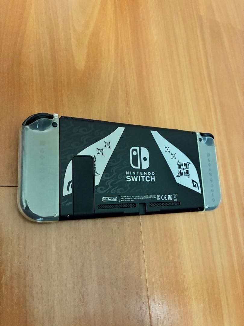 ✨️Switch モンハンエディション 本体美品 付属品完備 ソフト付SDカード✨️