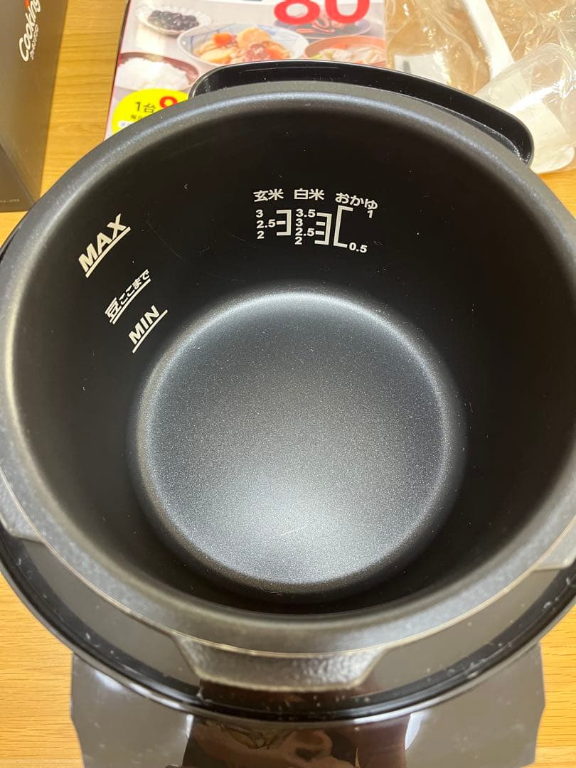 【新品未使用】Cooking Pro クッキングプロ 電気圧力鍋 2.4L