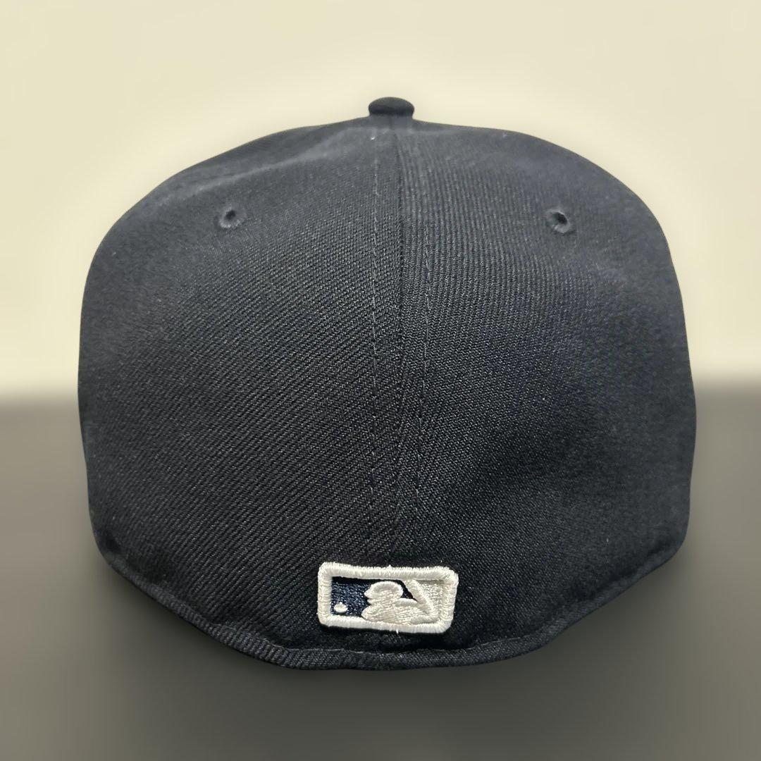 Supreme シュプリーム Box Logo New Era 7 3/8