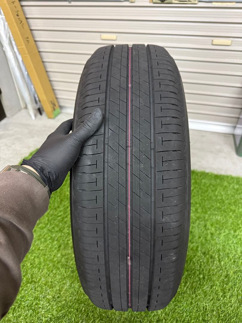 60プリウス　純正ホイールタイヤ付き⭐︎新車外し