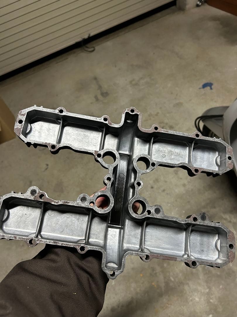 z400gpヘッドカバー