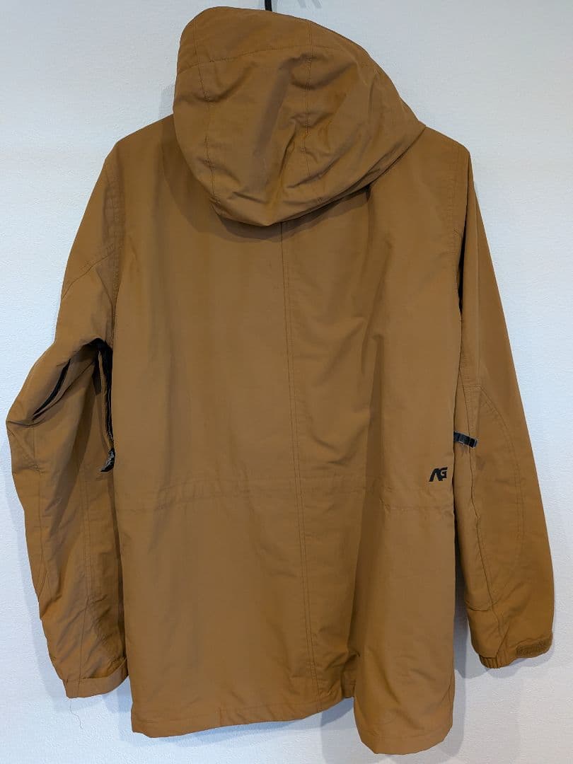 Burton「AG（アナログ）」メンズスノーボードウェア